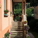 Otel Mon Toc