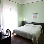 Otel Mon Toc