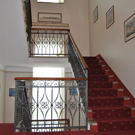 ホテル Mon Toc ストレーザ