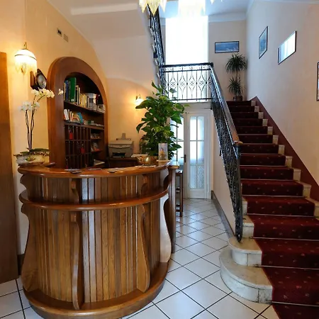 Mon Toc 2* Stresa
