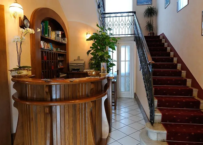 Hotell Mon Toc Stresa